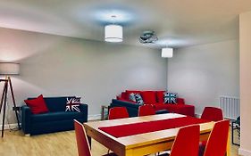 Apartment In Colindale
